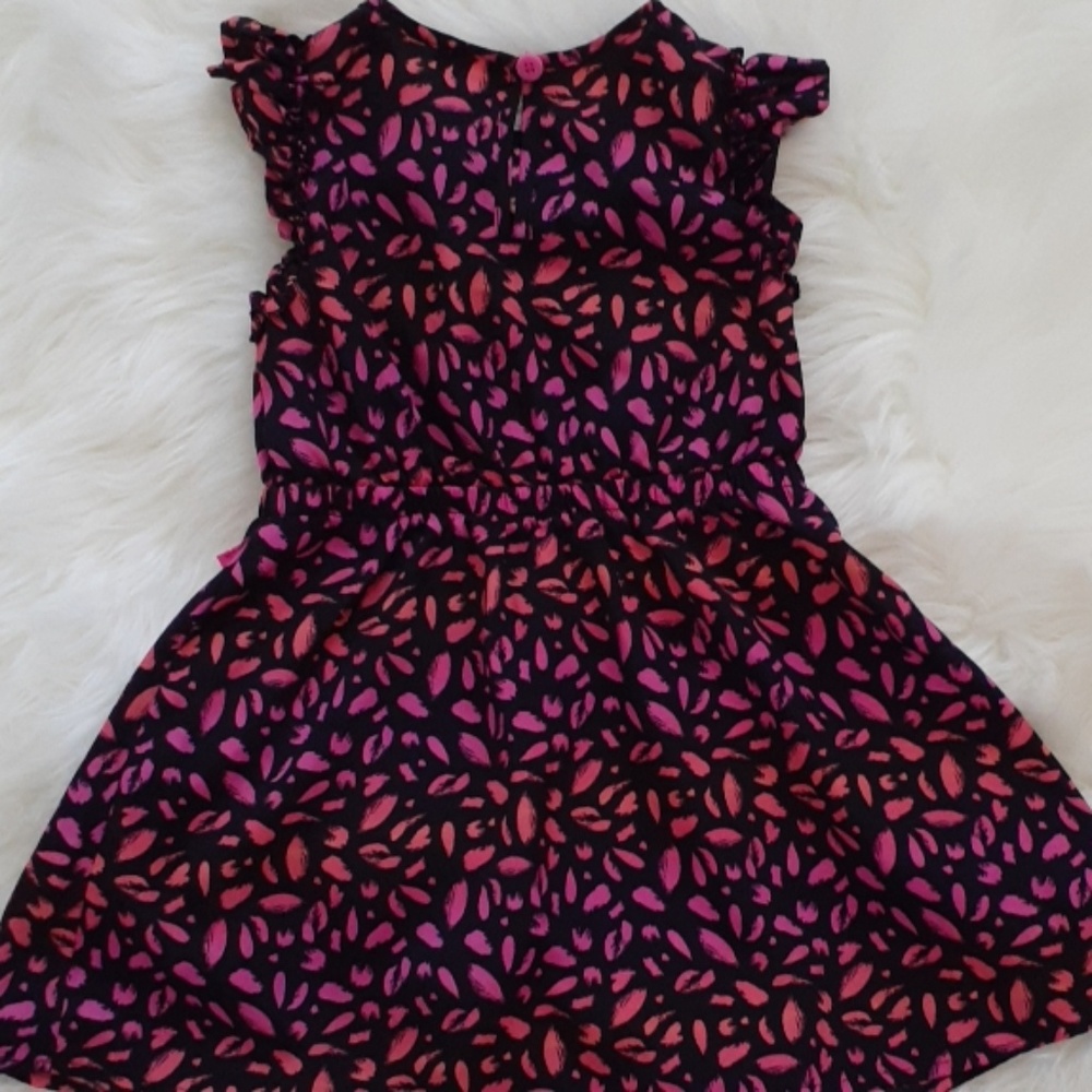 Dress - Picture 2 of 4